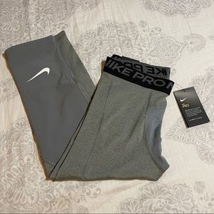 🌵Nike Pro Boys Sport Leggings Trainers XL